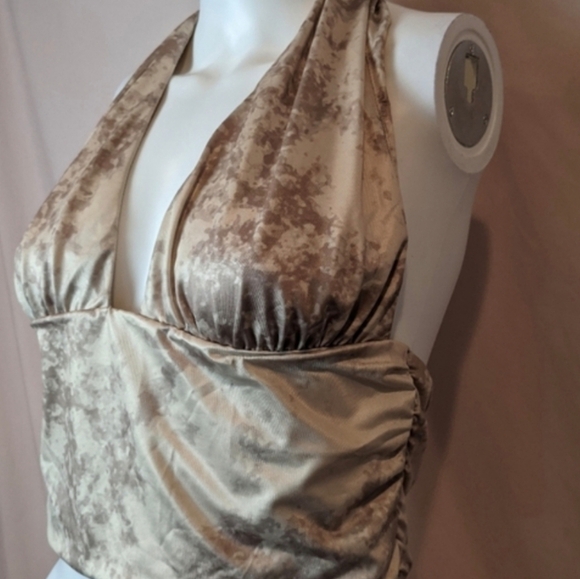 Fashion Nova This Is Tie Dye For Neutral Cropped Halter Top in Taupe size XL - Picture 2 of 6